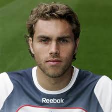 2) Johan Elmander (Bolton Wanderers, 2008-2011; Galatasaray, 2011- ). Elmander signed for Bolton on a three-year deal from French club Toulouse in 2008 and ... - elmandar-748191