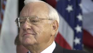 The Democrat may ask Bush to commute former Republican Gov. George Ryan&#39;s sentence, anticipating charges against Democratic Gov. Rod Blagojevich. - image