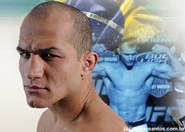 Por Eduardo Cruz, repórter do blog: O presidente do UFC, Dana White, anunciou na noite de ontem que o ex-campeão peso pesado Brock Lesnar e o desafiante ... - UFC-Heavyweight-Junior-dos-Santos