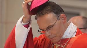 Bischof <b>Franz-Peter</b> Tebartz-van Elst steht in der Kritik, <b>...</b> - image