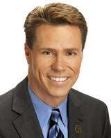 Curt Sandoval is the weekend sports anchor for ABC7 Eyewitness News, joining the station in 1999 as a sports reporter. - CurtSandoval_160x200