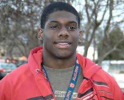 AUBURN, Alabama -- Carl Lawson, a four-star defensive end from Georgia, committed to Auburn on Saturday night after visiting the Tigers earlier in the day. - 10739624-large