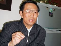 Nguyên Thứ trưởng Cao Minh Quang làm chuyên viên | Báo Người Lao Động Online - Ong-Ca0-Minh-Quang-lam-chuyen-vien_0f91c