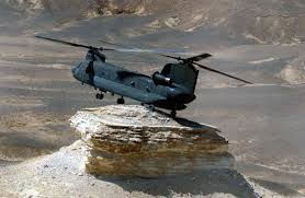 CH-47 Chinook (  helicóptero de transporte de carga pesada) Images?q=tbn:ANd9GcT_Y1Bo41km6cGvpdizjnNsSrF74kLWaKNqi5RpY323BgSnrodR 