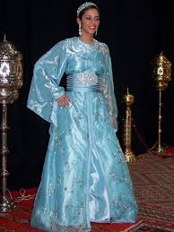 تعرفو على لباسنا الجزائري  Images?q=tbn:ANd9GcTaAKY3VVeIJrxCBK3MUzHjfjtZWTBOVhX_XVuymEe7sWURjQkc