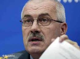 The controversial interior minister of Belarus, <b>Vladimir Naumov</b>, <b>...</b> - 0,,4090103_4,00