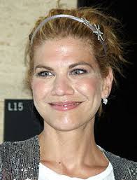 kirsten Johnston. Kristen Johnston turned to Facebook on Tuesday (Dec. 17), to tell her fans about an illness she&#39;s been facing. - kirsten-Johnston