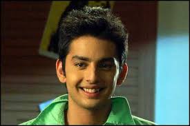 Himansh Kohli – who had quit Channel V&#39;s Humse Hai Liife pertaining to some personal issues – is all set to get back in the show once again as Raghav. - raghav