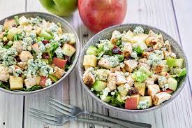 Wendy's Apple Pecan Salad with Chicken - CopyKat Recipes