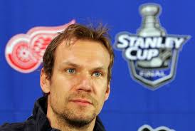 Captain Nicklas Lidstrom #5 of the Detroit Red Wings answers questions during Stanley Cup Finals media availability on May 29, 2008 at Mellon ... - Stanley%2BCup%2BFinals%2BTeam%2BPractice%2BSessions%2BeIaiYqKT7dDl