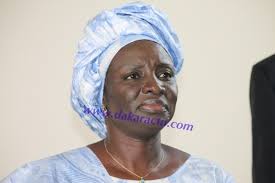 Présentation des condoléances: Le PM Mimi Touré chez Seynabou Gaye Touré. Présentation des condoléances: Le PM Mimi Touré chez Seynabou Gaye Touré - 6010751-8961963